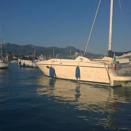 Mare Apartament *