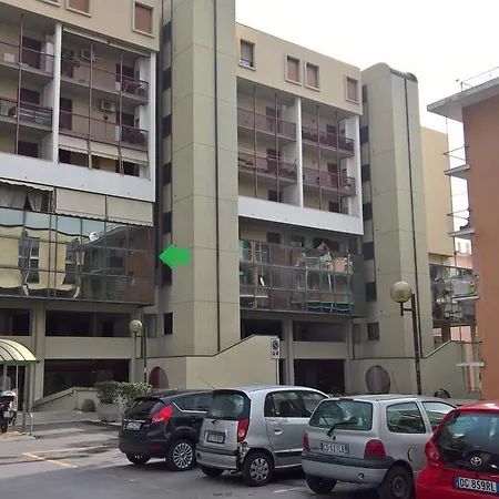 Apartament Mare